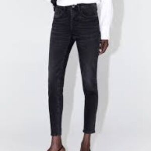 Zara Mid Rise Skinny Jeans Size 4 Black